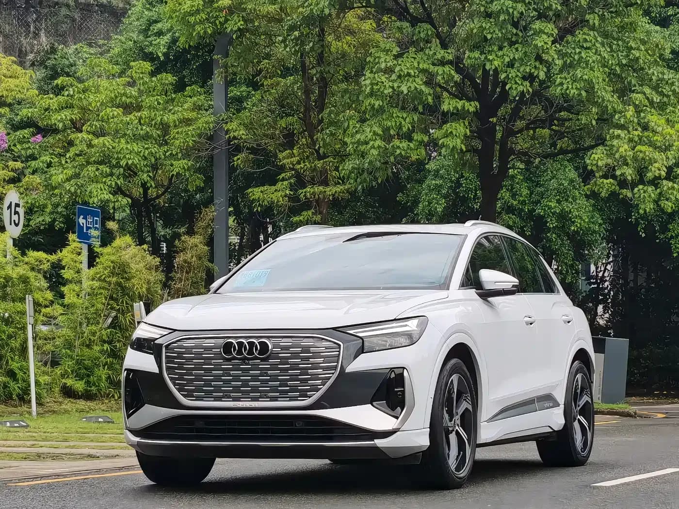 AUDI Q4 E-Tron 2022